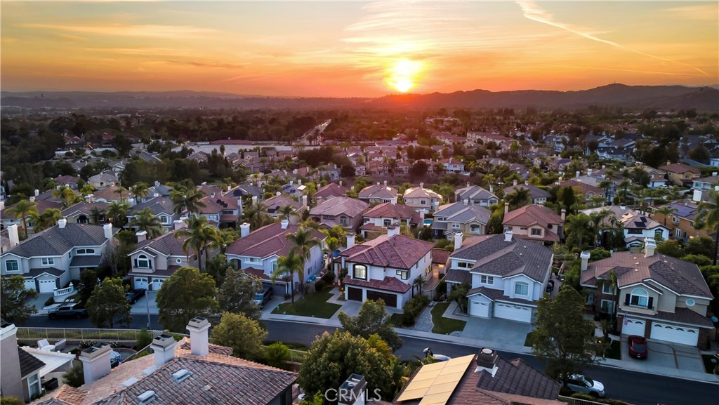 https://media.crmls.org/medias/08b4d921-f549-4a88-9346-56ddab170e7f.jpg?preset=X-Large