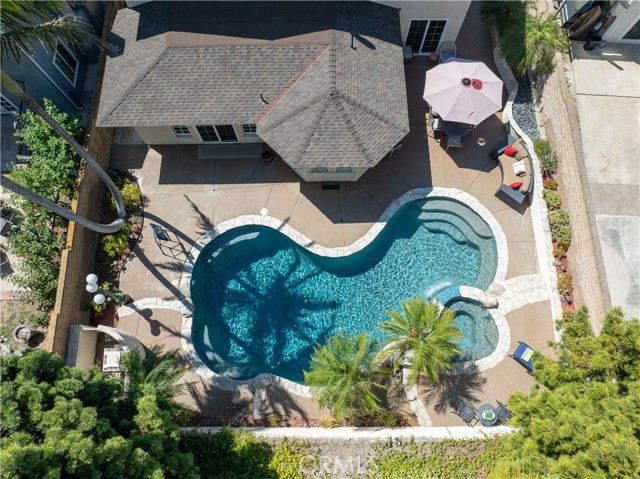 25572 Orchard Rim Ln, Lake Forest CA: https://media.crmls.org/medias/08b4fad3-d997-4446-a0eb-dd3e3dad937b.jpg