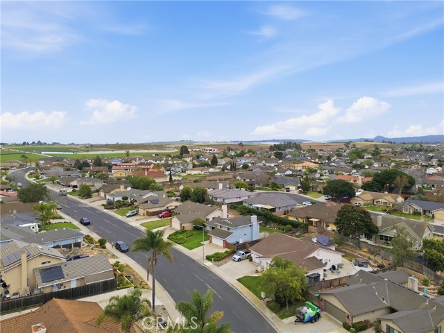 Detail Gallery Image 35 of 39 For 928 Sunrise, Santa Maria,  CA 93455 - 4 Beds | 3 Baths