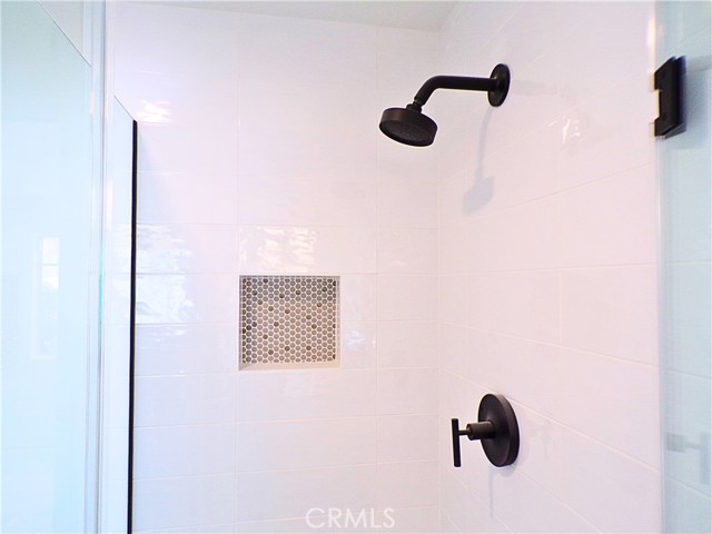 Detail Gallery Image 18 of 34 For 1524 251st St #B,  Harbor City,  CA 90710 - 4 Beds | 3/1 Baths