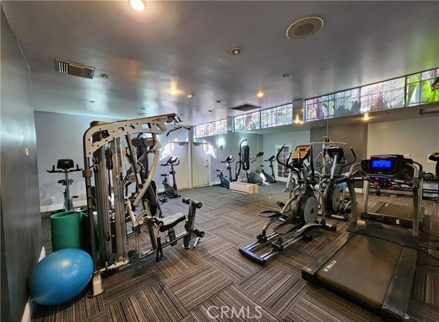 Detail Gallery Image 17 of 25 For 18350 Hatteras St #163,  Tarzana,  CA 91356 - 2 Beds | 1 Baths