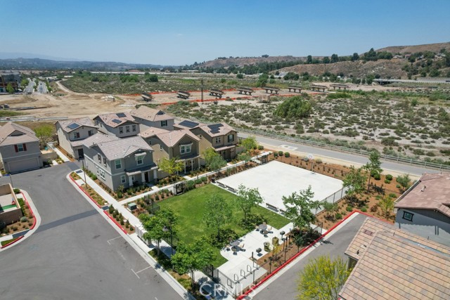 Detail Gallery Image 57 of 64 For 27638 Sawtooth Ln, Canyon Country,  CA 91387 - 3 Beds | 2/1 Baths