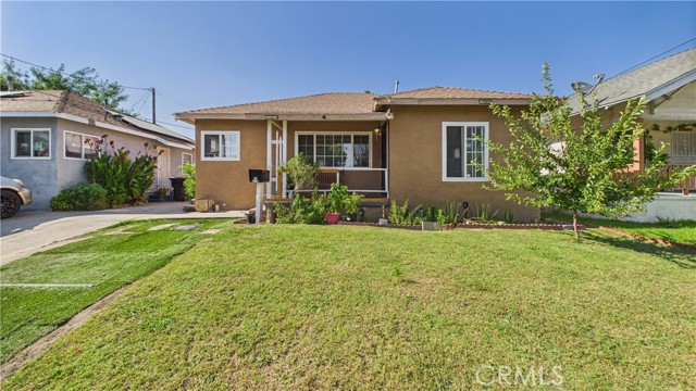 Detail Gallery Image 1 of 39 For 636 Olive St, San Bernardino,  CA 92410 - 2 Beds | 1 Baths