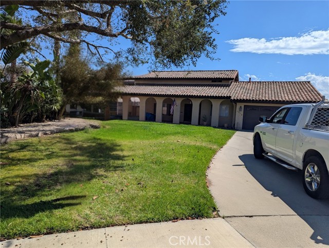 1312 Charlotte Drive, Santa Maria CA: https://media.crmls.org/medias/08b67676-22d8-40a2-8283-a590ec1d5cec.jpg