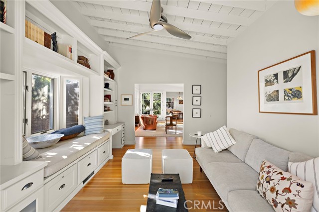 Detail Gallery Image 21 of 38 For 1511 Bluebird Canyon Dr, Laguna Beach,  CA 92651 - 3 Beds | 2 Baths