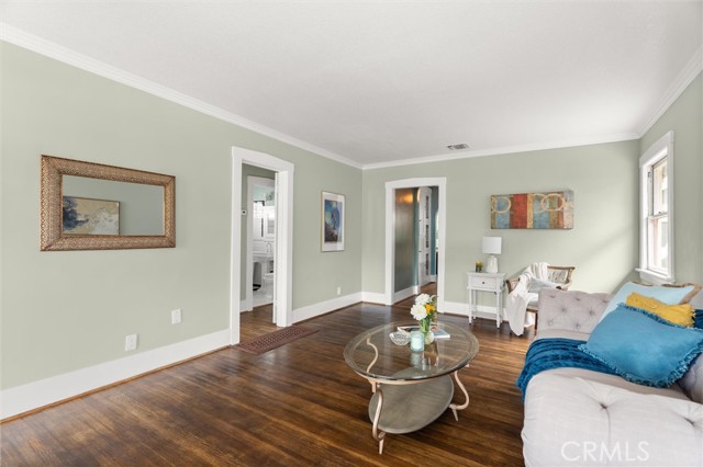 Detail Gallery Image 5 of 37 For 318 Saint Joseph Ave, Long Beach,  CA 90814 - 2 Beds | 1 Baths