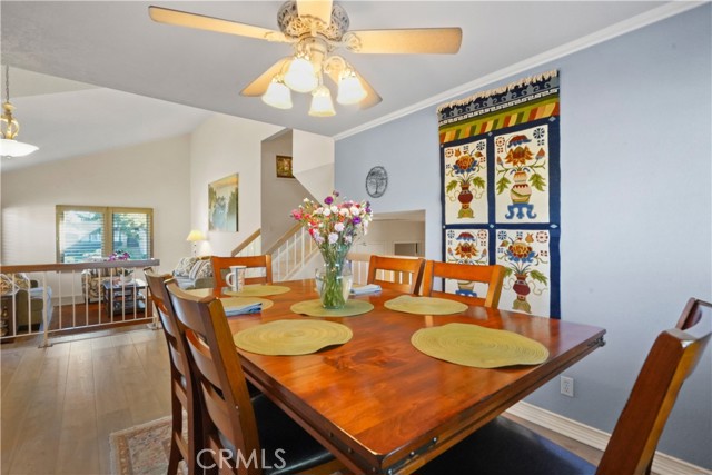 485 Wedgewood Court, Duarte CA: https://media.crmls.org/medias/08b77a62-a4f1-43dc-a13d-e095795b9f96.jpg