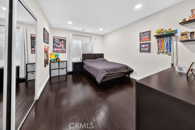 1256 Irving Avenue photo 30