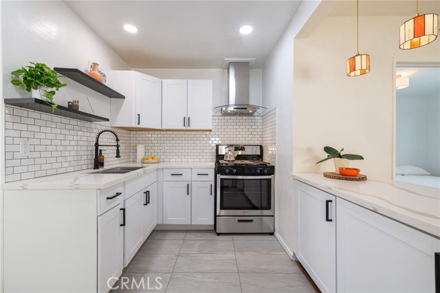 4142 Mercury Avenue, Los Angeles CA: https://media.crmls.org/medias/08b7d3da-3ef7-4baf-b461-bf775679e600.jpg