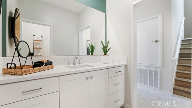 Detail Gallery Image 24 of 39 For 355 Mullberry Pl, Montebello,  CA 90640 - 4 Beds | 3/1 Baths