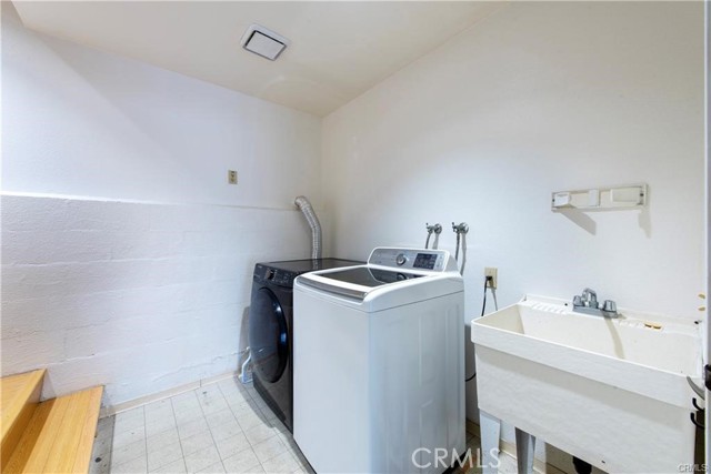 2800 Plaza Del Amo, Torrance CA: https://media.crmls.org/medias/08b82d45-cc94-4aa5-b443-3837bd862056.jpg