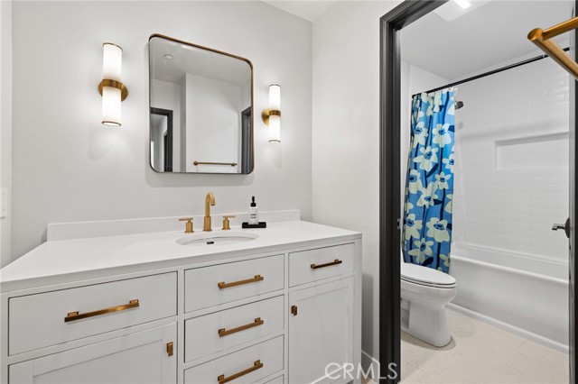 Detail Gallery Image 27 of 52 For 134 Monte Vista Ave a,  Costa Mesa,  CA 92627 - 3 Beds | 2/1 Baths