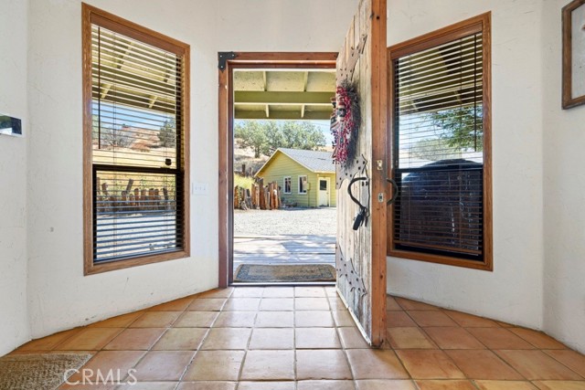 Detail Gallery Image 4 of 71 For 39330 W Hwy 198, Coalinga,  CA 93210 - 4 Beds | 3 Baths