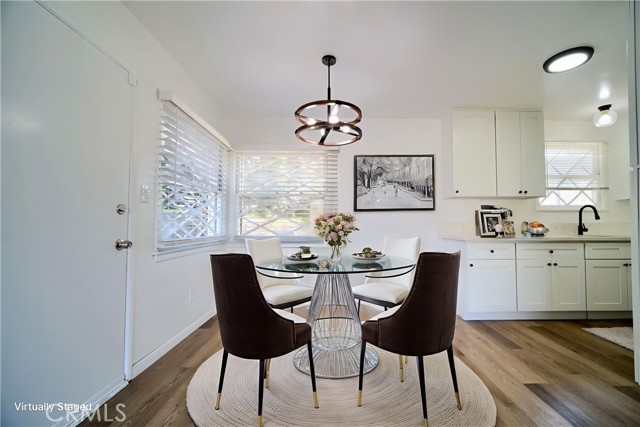 6083 Merito Avenue, San Bernardino CA: https://media.crmls.org/medias/08b9e5b6-ba9d-40bf-b8ac-097f60e52e20.jpg
