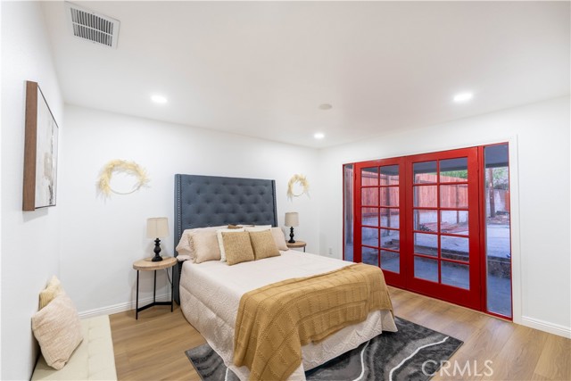 Detail Gallery Image 12 of 28 For 5245 N Mountain View, San Bernardino,  CA 92407 - 5 Beds | 2 Baths