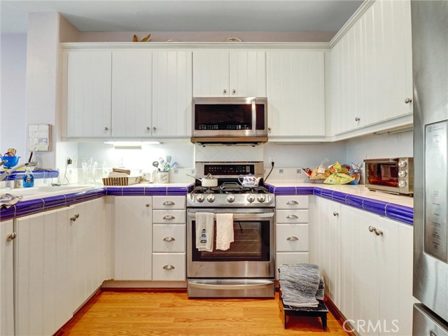1800 Pacific Coast, Redondo Beach, California 90277, 3 Bedrooms Bedrooms, ,3 BathroomsBathrooms,Residential,For Sale,Pacific Coast,SB25189168