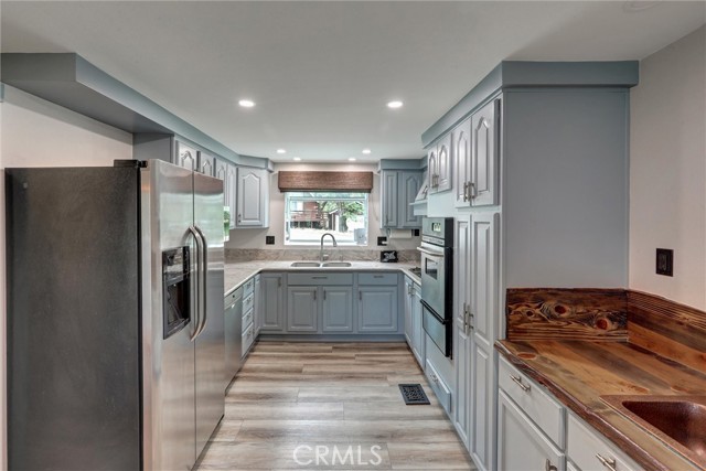 Image 10 of 53 For 30396 Live Oak Drive
