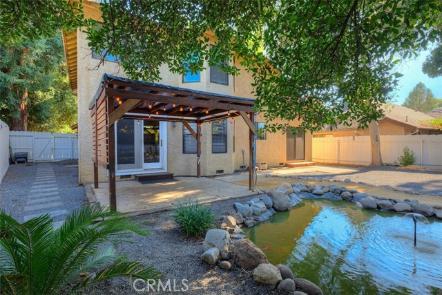 1022 Sir William Court, Chico CA: https://media.crmls.org/medias/08bdb488-ec1b-4a2a-b0ca-408e60ef85d0.jpg