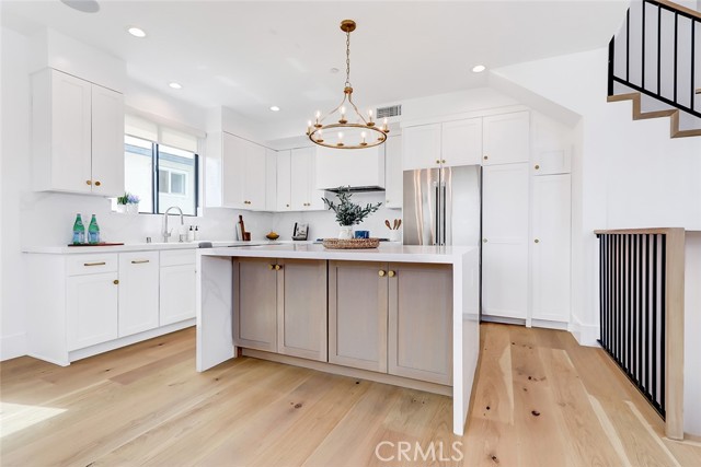 2621 Gates Avenue, Redondo Beach, California 90278, 4 Bedrooms Bedrooms, ,4 BathroomsBathrooms,Residential,Sold,Gates,PV23085376