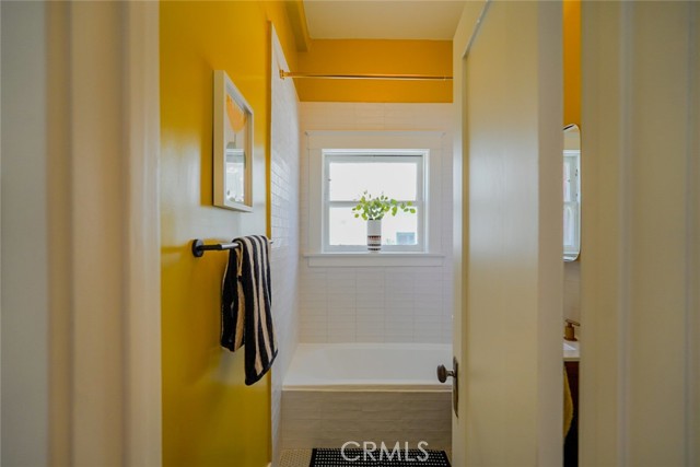 Detail Gallery Image 20 of 29 For 325 W 3rd St #107,  Long Beach,  CA 90802 - 0 Beds | 1 Baths