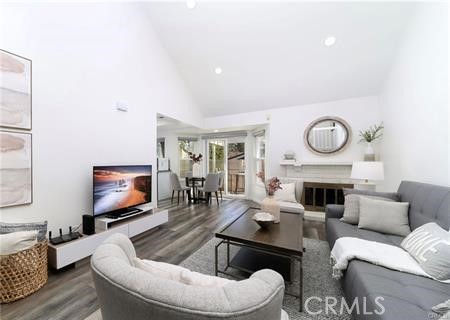 Detail Gallery Image 11 of 31 For 52 Weepingwood, Irvine,  CA 92614 - 3 Beds | 2/1 Baths