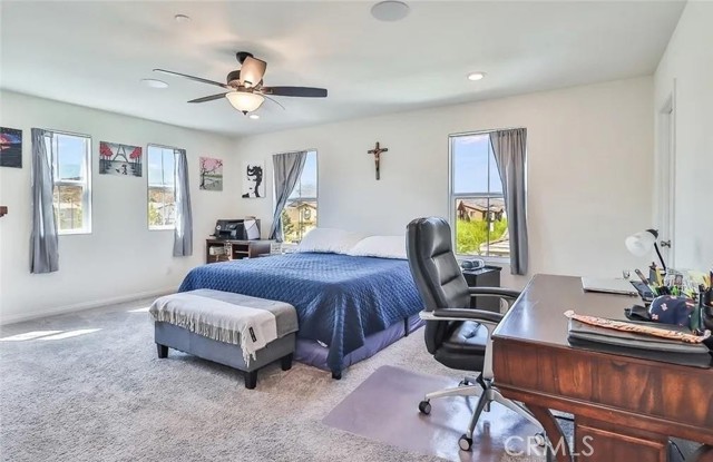 17025 Zion Drive, Canyon Country CA: https://media.crmls.org/medias/08c1a5da-7c32-4cf4-9fe4-bd442490995e.jpg