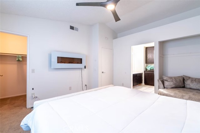 5705 Valerie Way, San Bernardino CA: https://media.crmls.org/medias/08c1eacb-a50f-4a18-81f9-e94e5dcc04e9.jpg