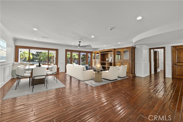 Detail Gallery Image 38 of 64 For 10132 Wish Ave, Northridge,  CA 91325 - 4 Beds | 3 Baths