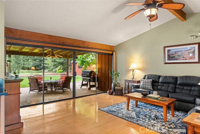 Detail Gallery Image 9 of 59 For 80 Mimosa, Chico,  CA 95973 - 4 Beds | 2 Baths