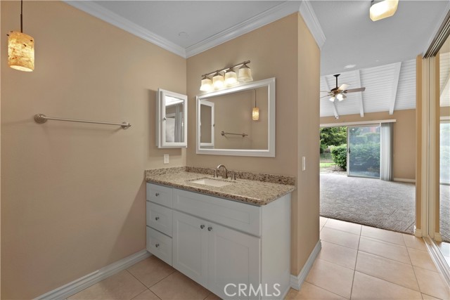 Detail Gallery Image 10 of 27 For 2220 Fiesta, Newport Beach,  CA 92660 - 3 Beds | 2 Baths