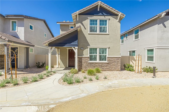 Detail Gallery Image 1 of 24 For 272 Galveston Ln, Palmdale,  CA 93551 - 3 Beds | 3 Baths