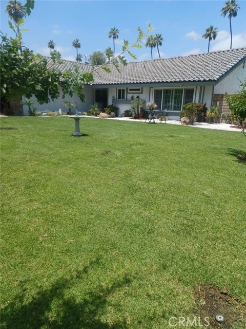 9849 Canada Way, Riverside CA: https://media.crmls.org/medias/08c3c575-ad67-40d2-a515-a5089855f2b3.jpg