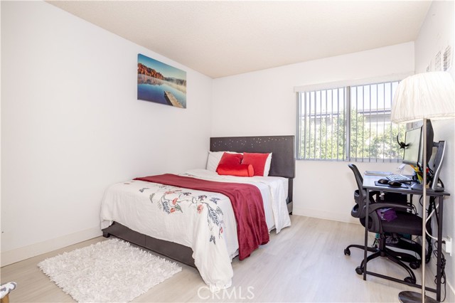 Detail Gallery Image 19 of 34 For 10125 De Soto #45,  Chatsworth,  CA 91311 - 3 Beds | 3 Baths