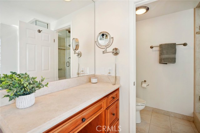 6 Village Circle, Manhattan Beach, California 90266, 4 Bedrooms Bedrooms, ,2 BathroomsBathrooms,Residential,For Sale,Village,SB24195820