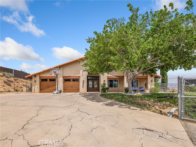 Detail Gallery Image 1 of 45 For 18728 Plumas St, Hesperia,  CA 92345 - 4 Beds | 2 Baths