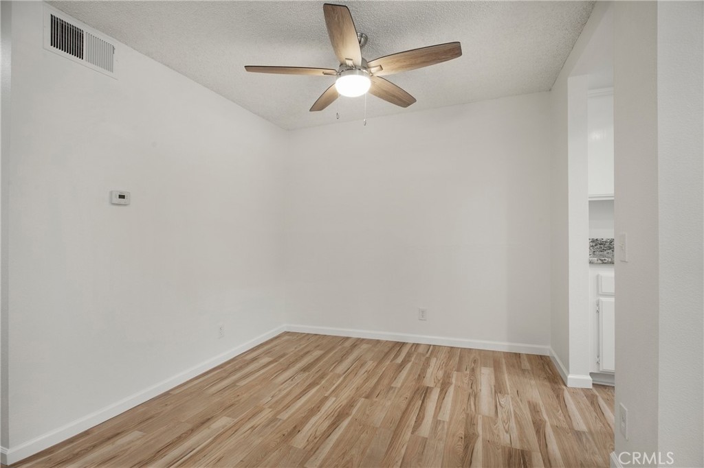 MLS #OC25225360 image #7