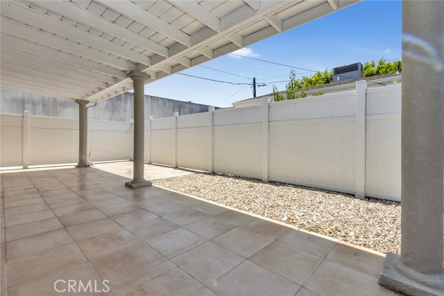 6015 Laurelgrove Avenue, North Hollywood CA: https://media.crmls.org/medias/08c60d2a-099b-4098-aff1-d9678a9c7dbf.jpg