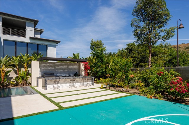 Detail Gallery Image 32 of 41 For 51 Hartman, Irvine,  CA 92618 - 5 Beds | 5/2 Baths