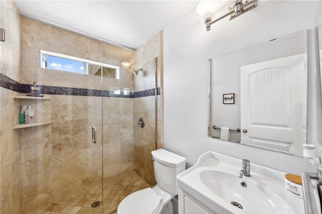 Detail Gallery Image 22 of 32 For 632 Hampshire Ln, Chula Vista,  CA 91911 - 2 Beds | 2 Baths