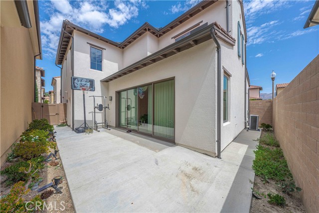 Detail Gallery Image 32 of 44 For 133 Toretta, Irvine,  CA 92602 - 4 Beds | 3 Baths