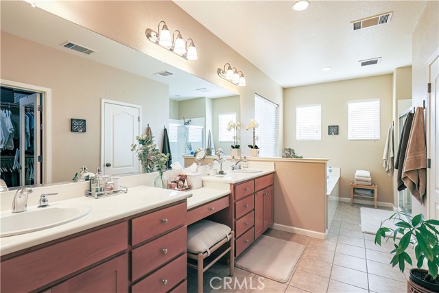 Detail Gallery Image 36 of 62 For 4096 Toulon Ct, Merced,  CA 95348 - 4 Beds | 3/1 Baths