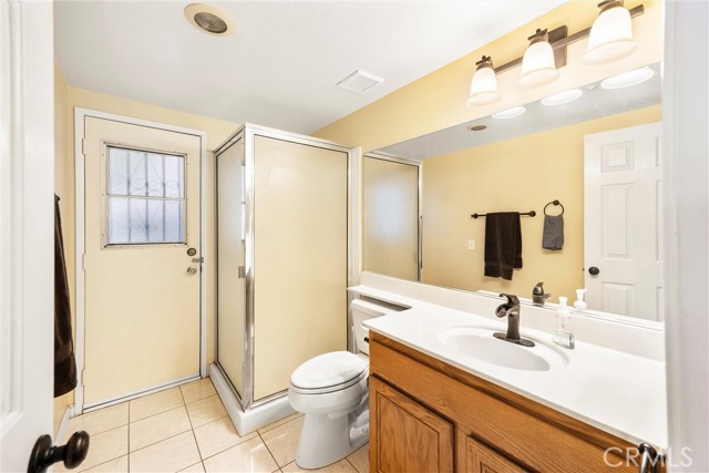 Image 23 of 67 For 11208 Wingate