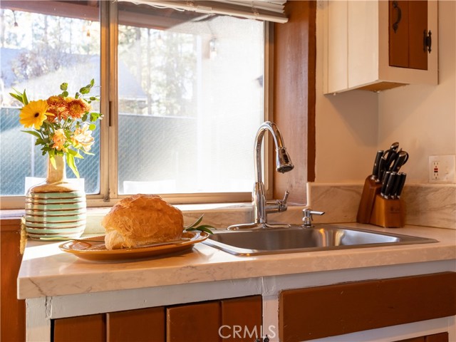 Detail Gallery Image 15 of 30 For 626 Elysian Bld, Big Bear City,  CA 92314 - 2 Beds | 1 Baths