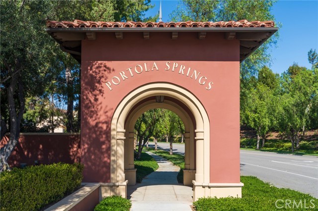 Detail Gallery Image 36 of 39 For 88 Capricorn, Irvine,  CA 92618 - 2 Beds | 2 Baths