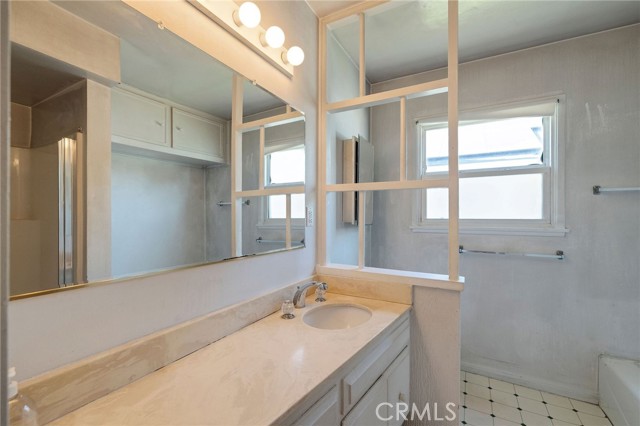 19432 Anza Avenue, Torrance CA: https://media.crmls.org/medias/08c9527e-9942-404f-a03d-5cc8631a32f9.jpg
