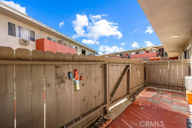 Detail Gallery Image 32 of 37 For 5050 Linden Ave. #62,  Long Beach,  CA 90805 - 1 Beds | 1 Baths