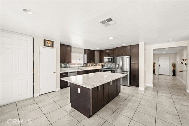 Image 7 of 45 For 25969 Magnifica Court