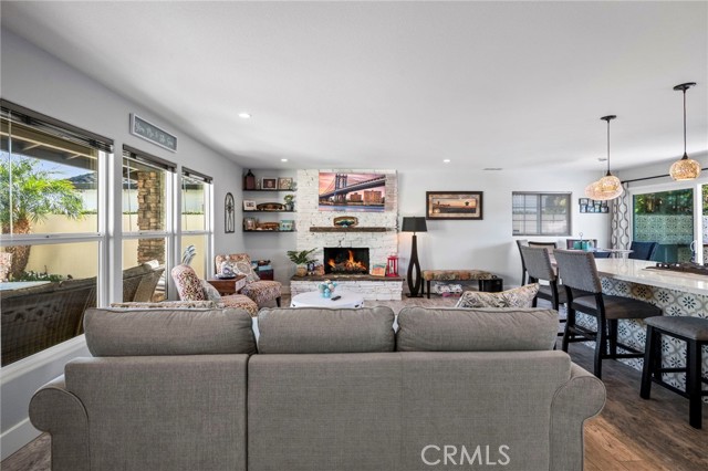 Detail Gallery Image 9 of 58 For 20761 Catamaran, Huntington Beach,  CA 92646 - 4 Beds | 4/1 Baths