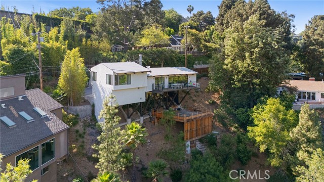 2522 Zorada Drive, Los Angeles CA: https://media.crmls.org/medias/08cbefe0-df72-445c-ada2-d39e8adfbc8a.jpg