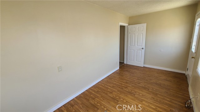 Detail Gallery Image 5 of 33 For 958 S Prospect St a,  Porterville,  CA 93257 - 2 Beds | 1 Baths